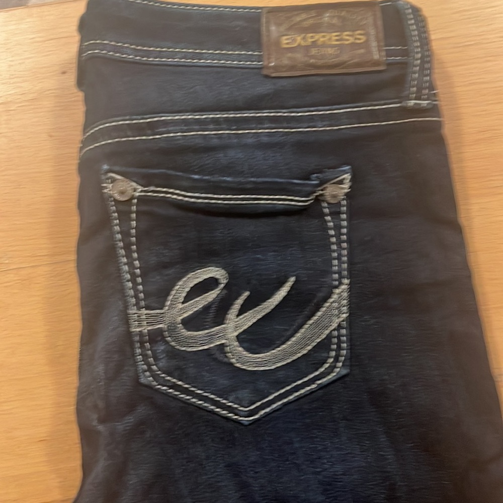 Jeans - Picture 2 of 3